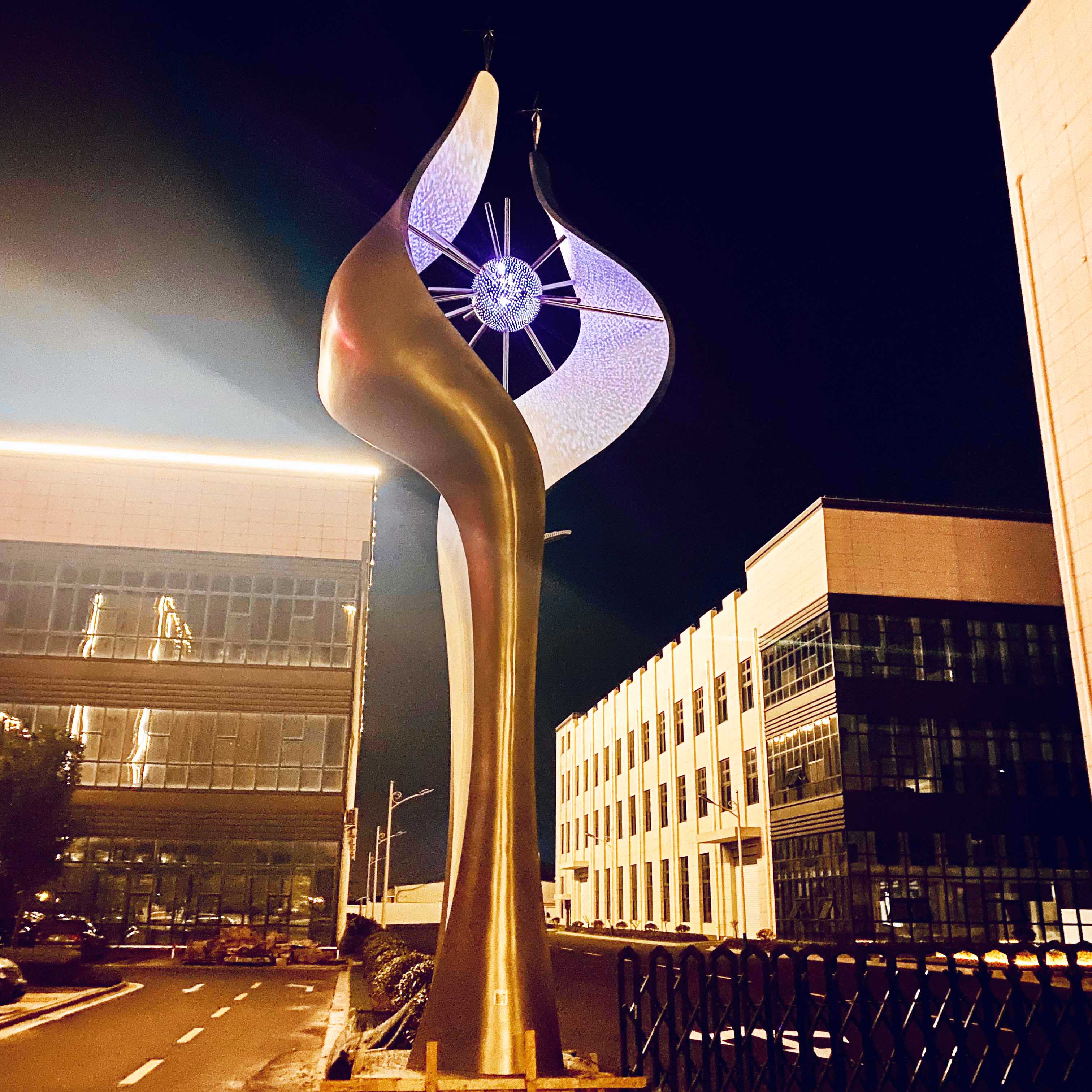 ���P䓵��ܣ��F(xi��n)��ˇ�g(sh��)�c�����O(sh��)Ӌ�������Y(ji��)��